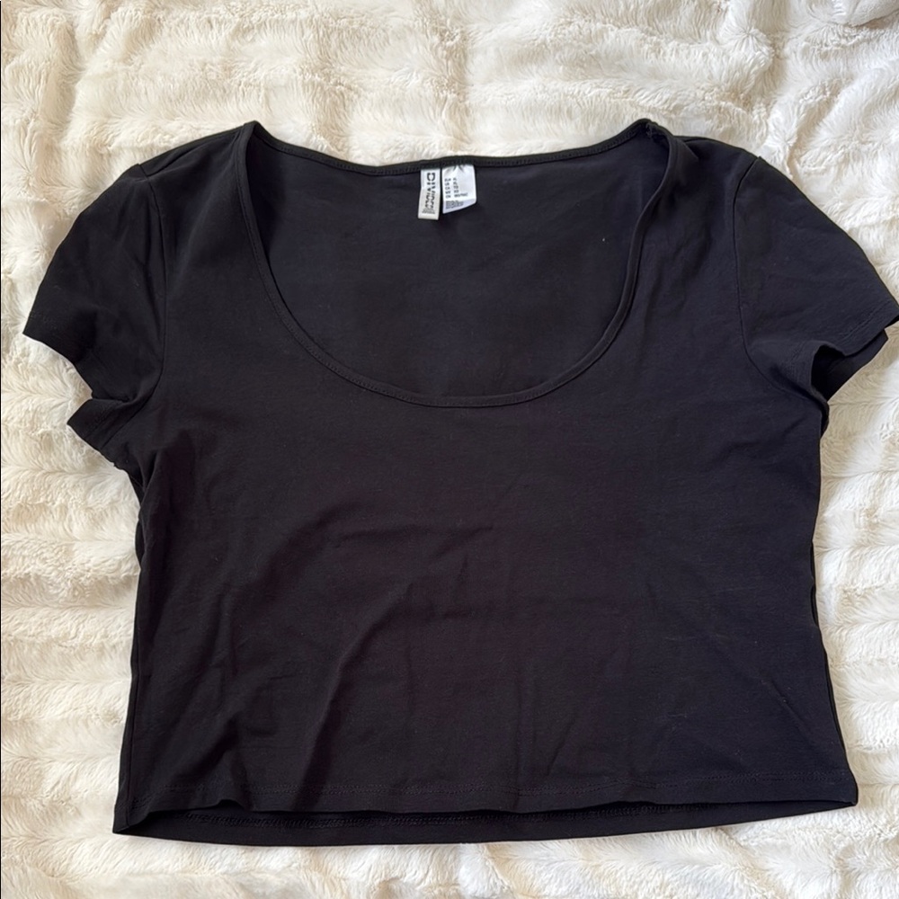 H&M Black Fitted Crop T-Shirt